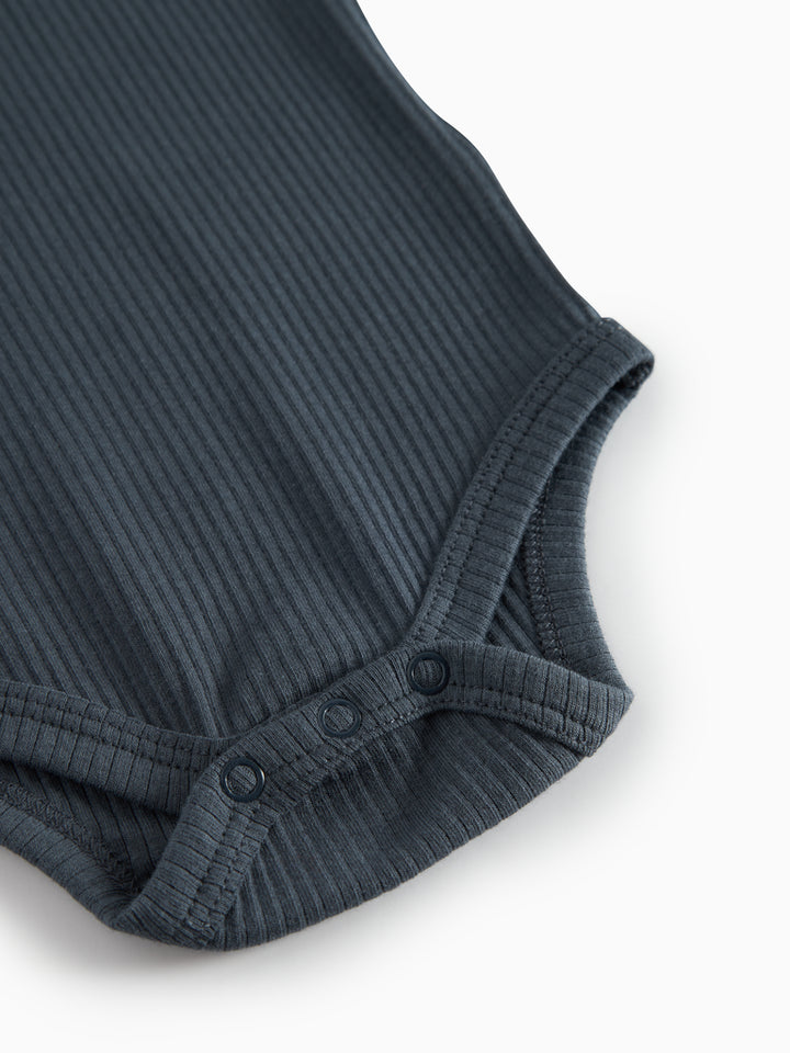 Modal body, Blue
