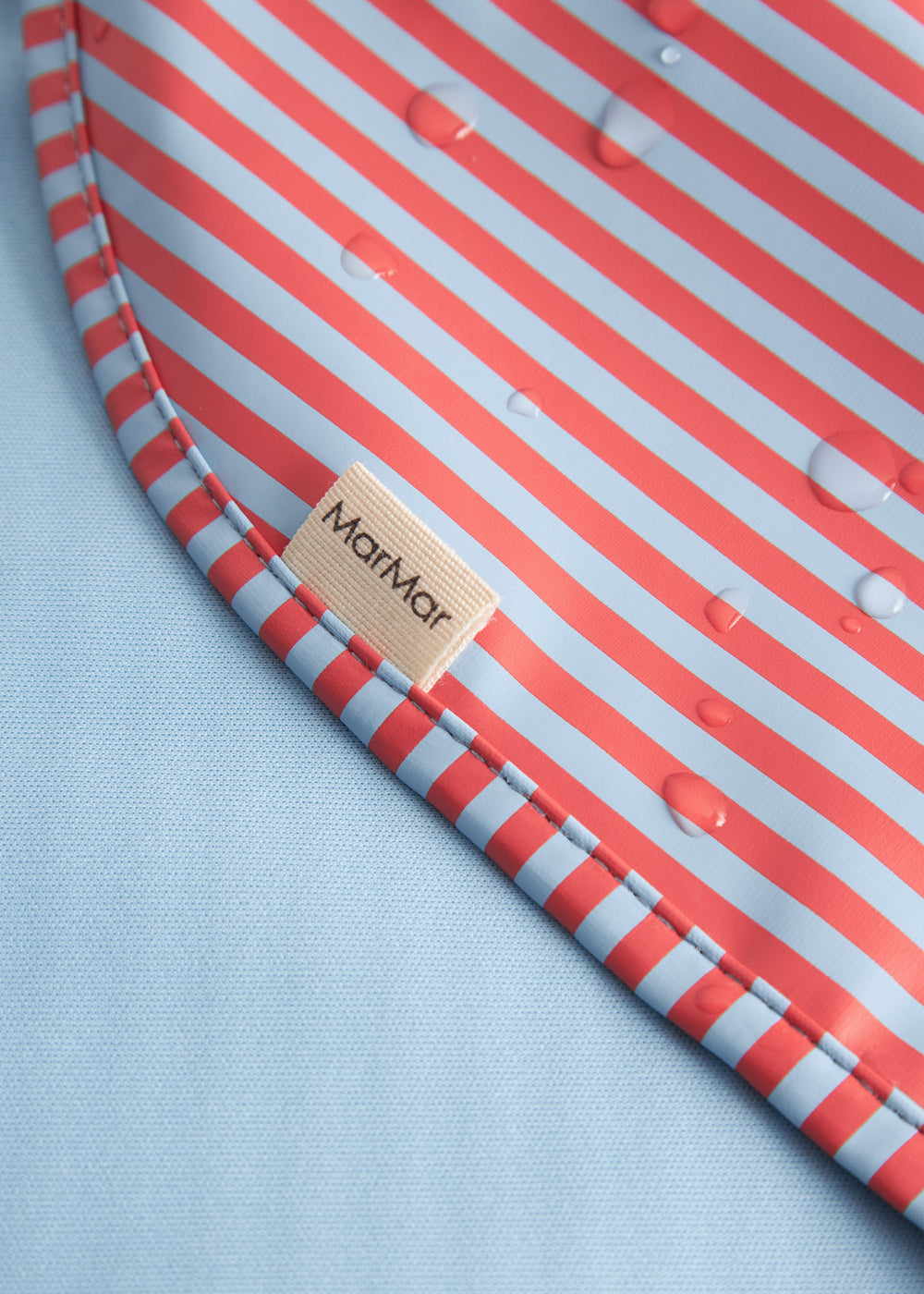 Bringuklútur, Blue Red Stripes