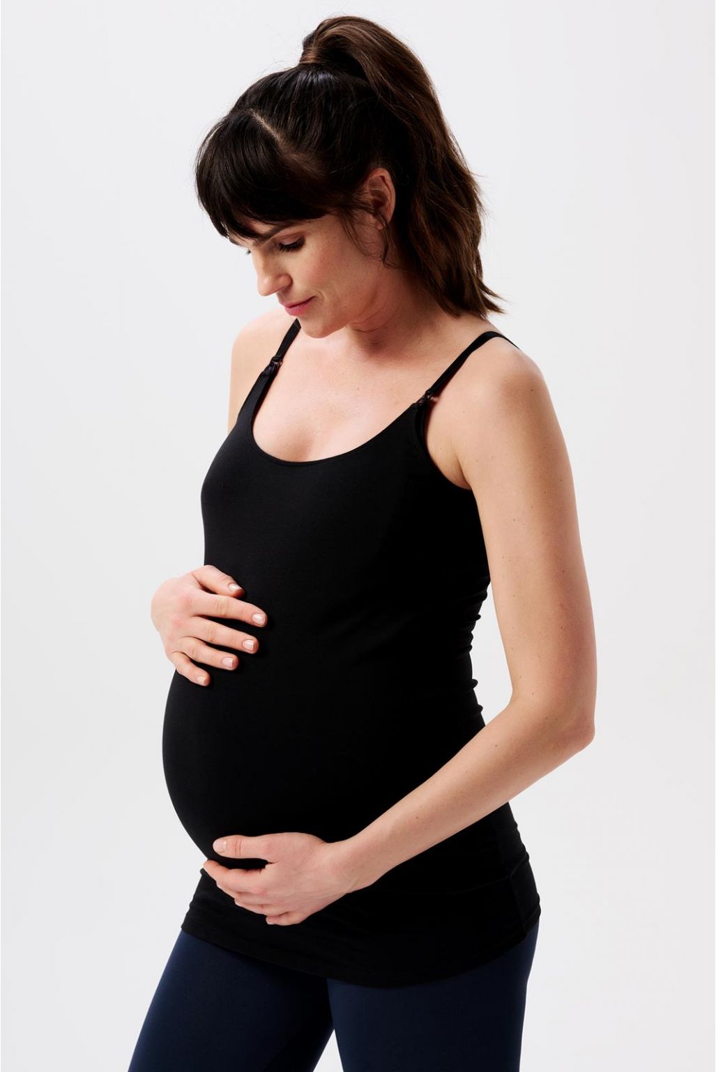 Ara toppur, Black