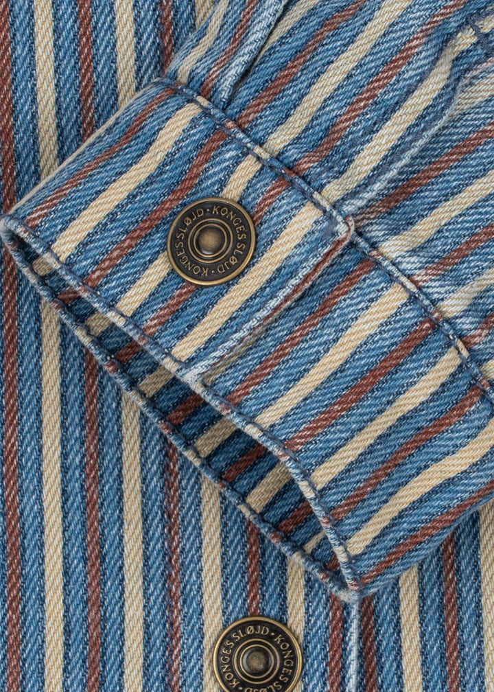 Magot skjúrta, Tricolore Bleu