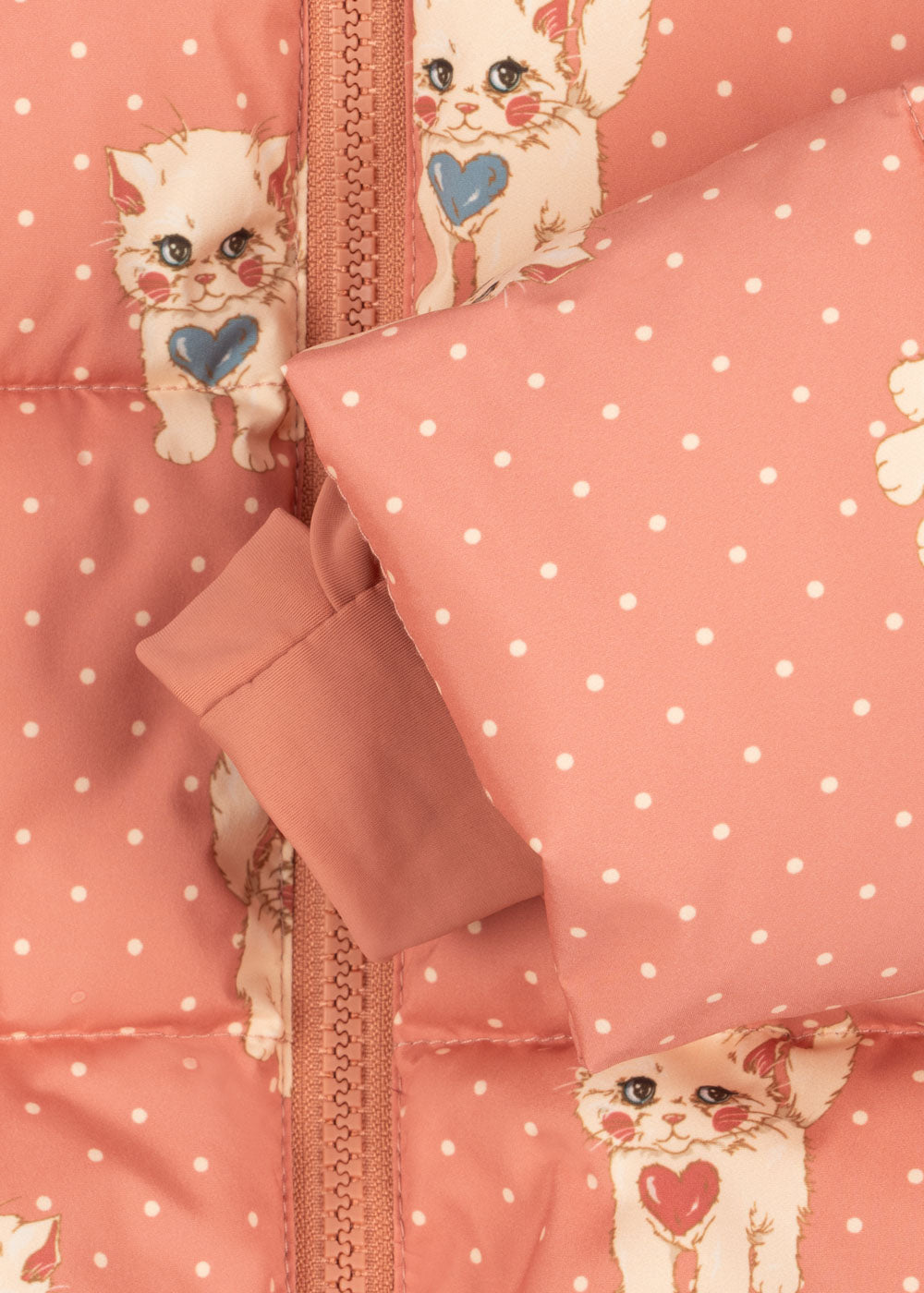 Nuka vetrarjakki, Ciao Miao